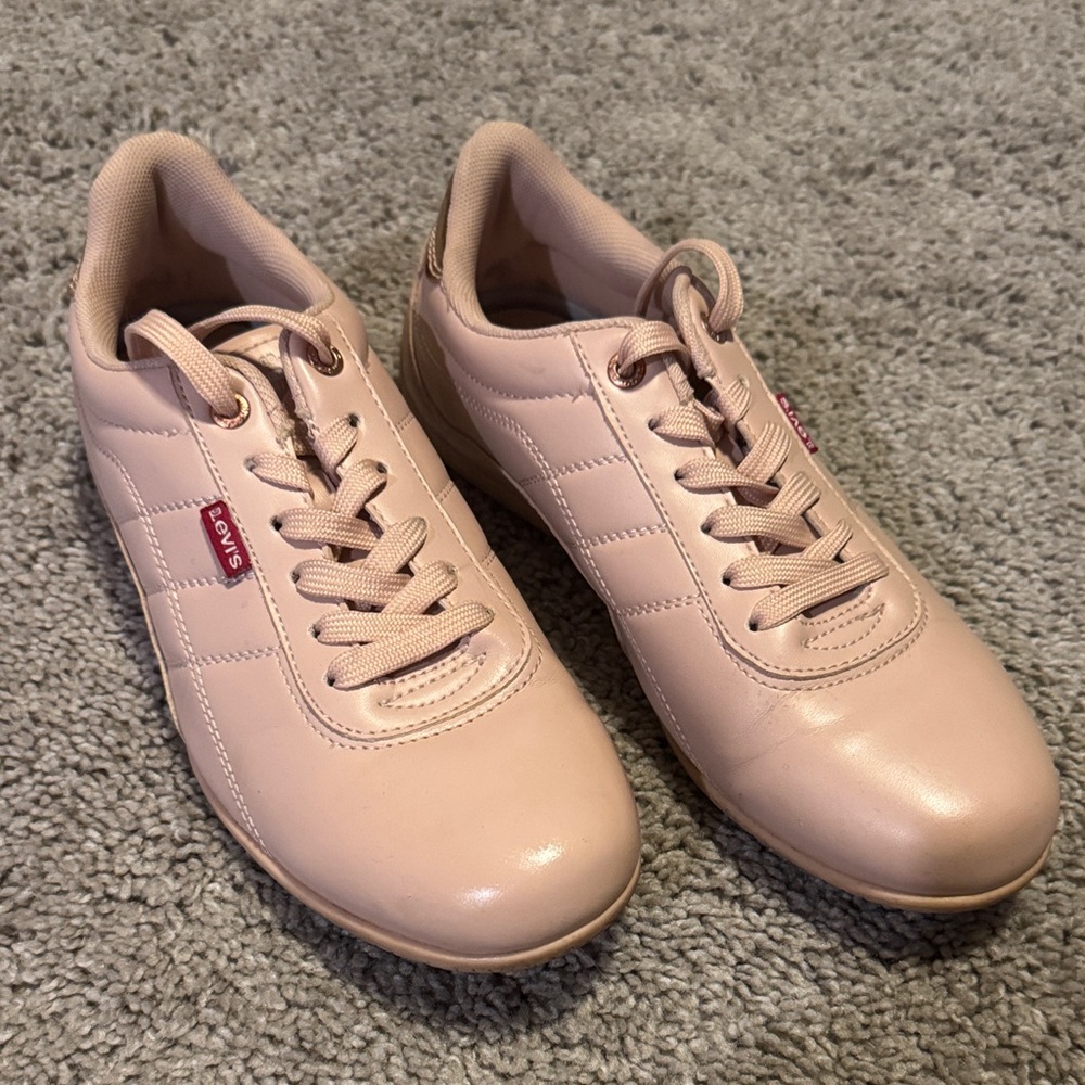 Levi's Women's Blush Pink Sneakers
